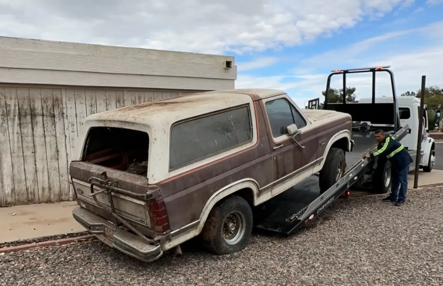 Vehicle assistance helping homeowners relocate vehicles